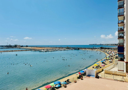 Rynek wtórny · APARTAMENTO · Torrevieja · Playa del Acequión