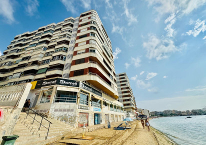 Rynek wtórny · APARTAMENTO · Torrevieja · Playa del Acequión