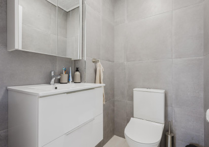 Rynek wtórny · APARTAMENTO · Torrevieja · Playa del Acequión