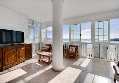 Rynek wtórny · APARTAMENTO · Torrevieja · Playa del Acequión