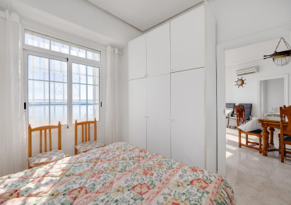 Rynek wtórny · APARTAMENTO · Torrevieja · Playa del Acequión