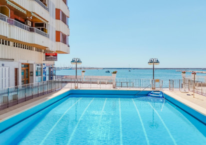 Rynek wtórny · APARTAMENTO · Torrevieja · Playa del Acequión