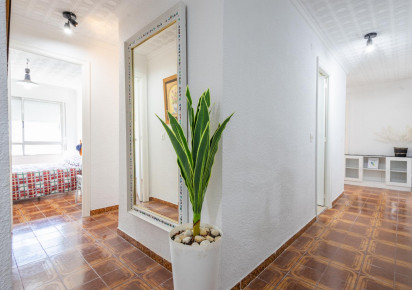 Rynek wtórny · APARTAMENTO · Torrevieja · Playa del Acequión