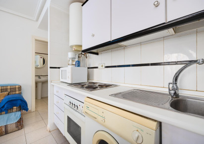 Rynek wtórny · APARTAMENTO · Torrevieja · Playa del Acequión