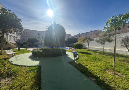 Rynek wtórny · APARTAMENTO · Torrevieja · Playa del Acequión