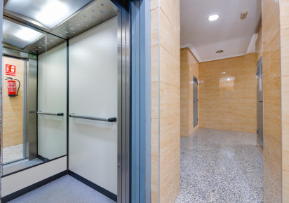 Rynek wtórny · APARTAMENTO · Torrevieja · Playa del Acequión