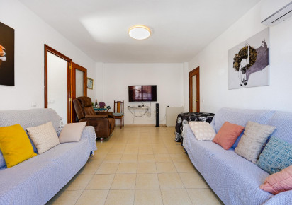 Rynek wtórny · APARTAMENTO · Torrevieja · Playa del Acequión