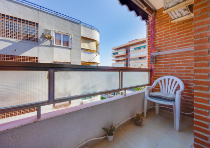 Rynek wtórny · APARTAMENTO · Torrevieja · Playa del Acequión