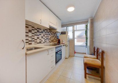 Rynek wtórny · APARTAMENTO · Torrevieja · Playa del Acequión