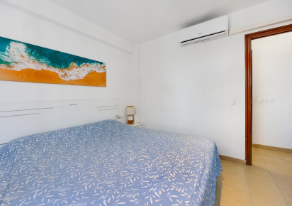 Rynek wtórny · APARTAMENTO · Torrevieja · Playa del Acequión
