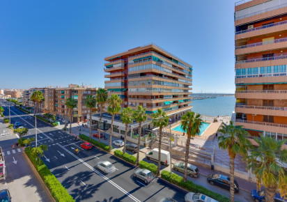 Rynek wtórny · APARTAMENTO · Torrevieja · Playa del Acequión
