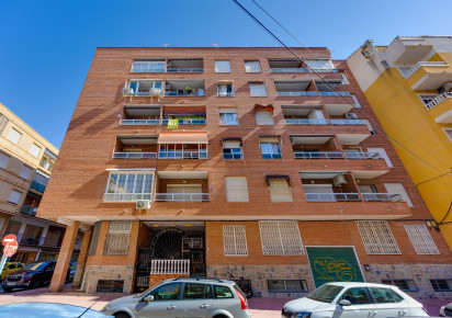 Rynek wtórny · APARTAMENTO · Torrevieja · Playa del Acequión