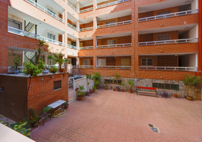 Rynek wtórny · APARTAMENTO · Torrevieja · Playa del Acequión