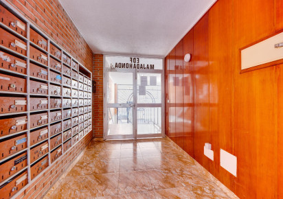 Rynek wtórny · APARTAMENTO · Torrevieja · Playa del Acequión