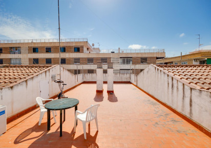 Rynek wtórny · APARTAMENTO · Torrevieja · Playa del Acequión