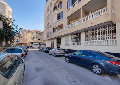 Rynek wtórny · APARTAMENTO · Torrevieja · Playa del Cura