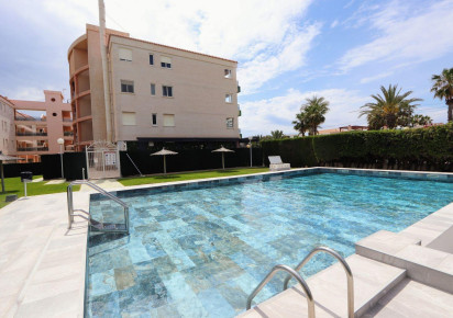 Rynek wtórny · APARTAMENTO · Torrevieja · Playa Flamenca