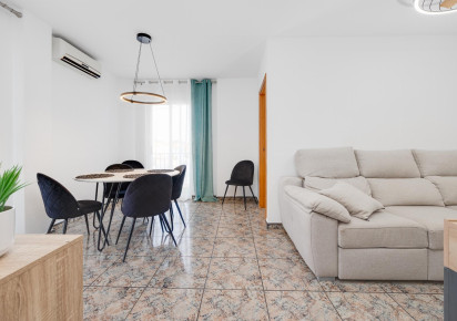 Rynek wtórny · APARTAMENTO · Torrevieja · PLAYA NAUFRAGOS