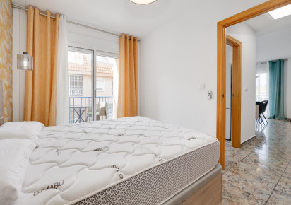 Rynek wtórny · APARTAMENTO · Torrevieja · PLAYA NAUFRAGOS