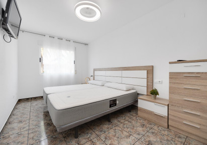 Rynek wtórny · APARTAMENTO · Torrevieja · PLAYA NAUFRAGOS