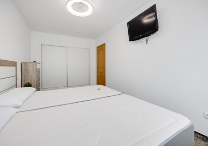 Rynek wtórny · APARTAMENTO · Torrevieja · PLAYA NAUFRAGOS