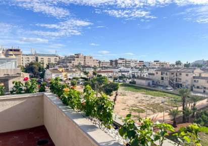 Rynek wtórny · APARTAMENTO · Torrevieja · Punta Prima