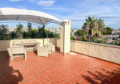 Rynek wtórny · APARTAMENTO · Torrevieja · Punta Prima