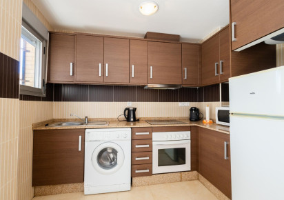 Rynek wtórny · APARTAMENTO · Torrevieja · Punta Prima