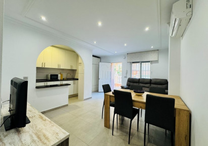 Rynek wtórny · Apartment · La Mata · Alanis