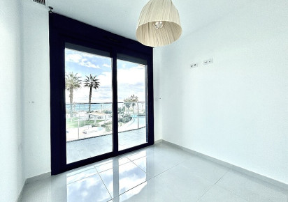 Rynek wtórny · Apartment · Punta Prima