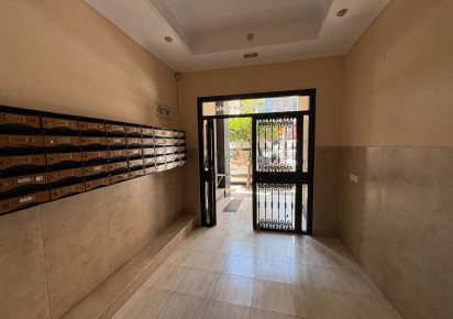 Rynek wtórny · Apartment · Torrevieja · Centro