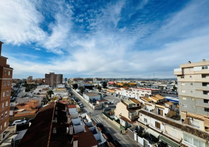 Rynek wtórny · Apartment · Torrevieja · Centro