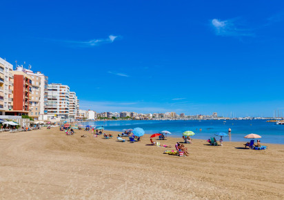 Rynek wtórny · Apartment · Torrevieja · El Acequión - Los Náufragos