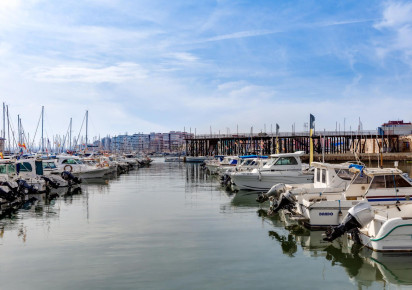 Rynek wtórny · Apartment · Torrevieja · El Acequión - Los Náufragos