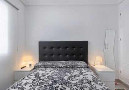 Rynek wtórny · Apartment · Torrevieja · La mata