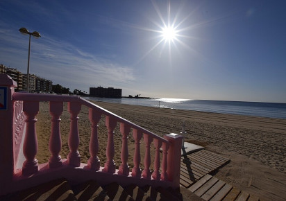 Rynek wtórny · Apartment · Torrevieja · Playa de los Locos