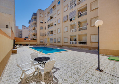 Rynek wtórny · Apartment · Torrevieja · Playa del cura