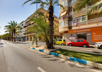 Rynek wtórny · Apartment · Torrevieja · Playa del cura