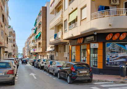 Rynek wtórny · Apartment · Torrevieja · Playa del cura