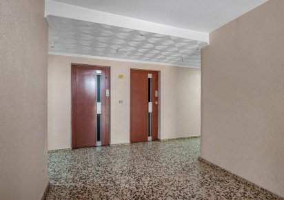 Rynek wtórny · - APARTMENT · Torrevieja · Punta Prima