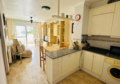 Rynek wtórny · Apartment · Torrevieja · Urbanización San Luis