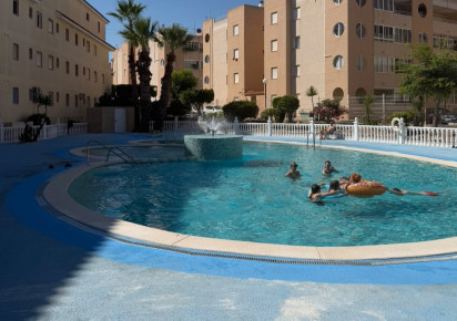 Rynek wtórny · Apartment · Torrevieja · Urbanización San Luis