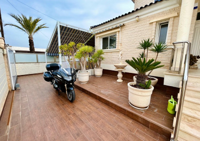 Rynek wtórny · Chalet · Torrevieja · La mata