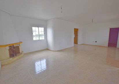 Rynek wtórny · Country house · Dolores · dolores