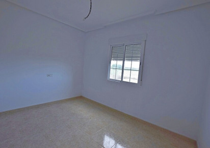 Rynek wtórny · Country house · Dolores · dolores