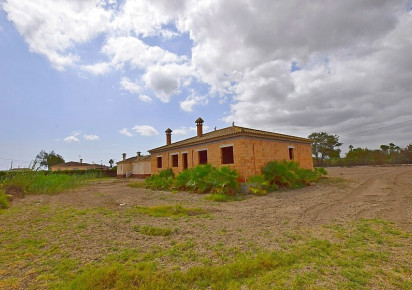 Rynek wtórny · Country house · Dolores · dolores