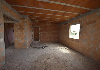 Rynek wtórny · Country house · Dolores · dolores