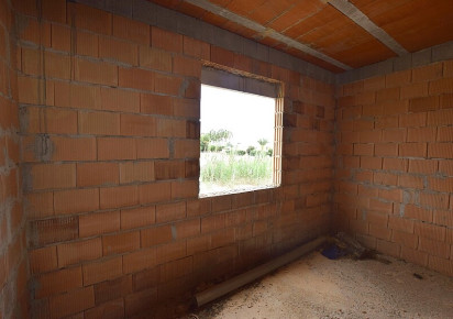 Rynek wtórny · Country house · Dolores · dolores