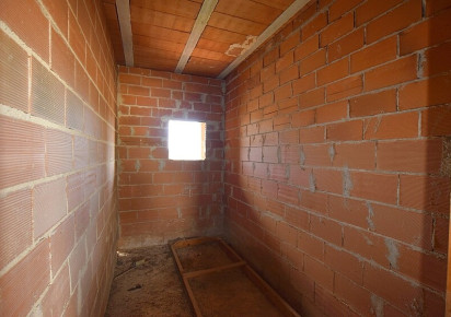 Rynek wtórny · Country house · Dolores · dolores