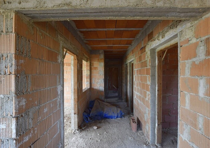 Rynek wtórny · Country house · Dolores · dolores